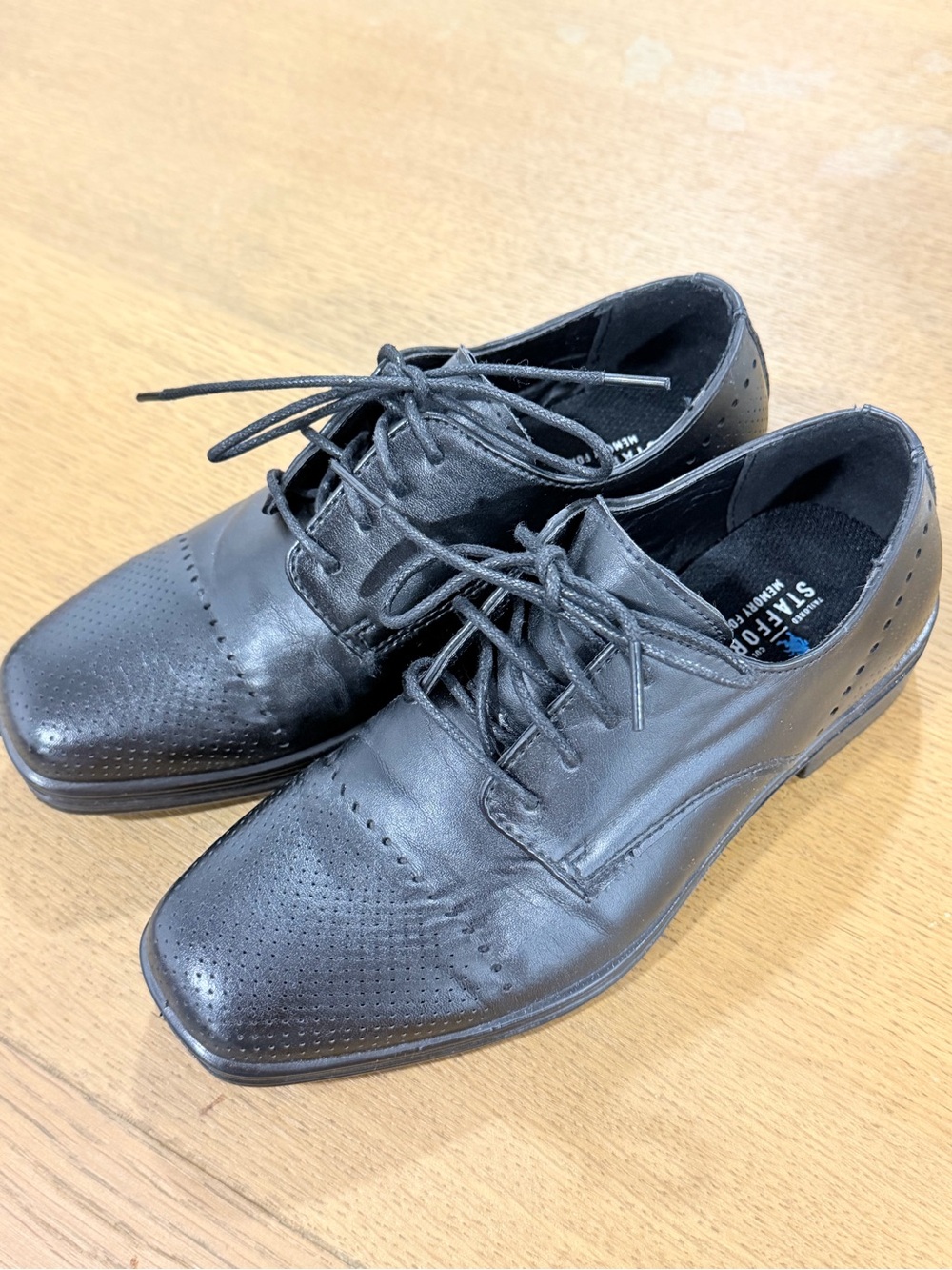 Stafford Boys’ Black Oxford Lace-Up Dress Shoes Size 2M Memory Foam